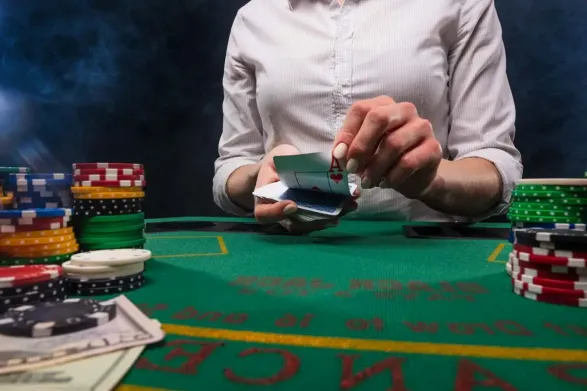 百家樂大揭秘：四大必勝攻略，讓你在必贏娛樂城賺翻天